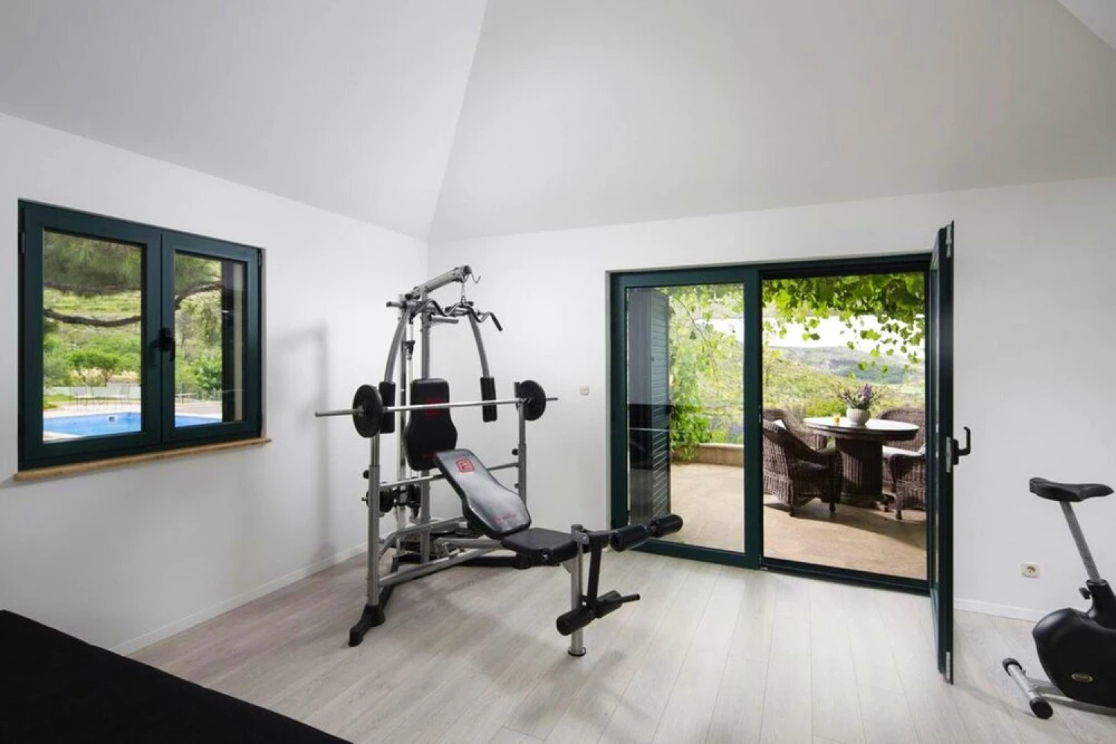 Villa With 4 Bedrooms in Prgomet, Trogir, With Wonderful sea View, Private Pool, Furnished Terrace - 6 km From the Beach