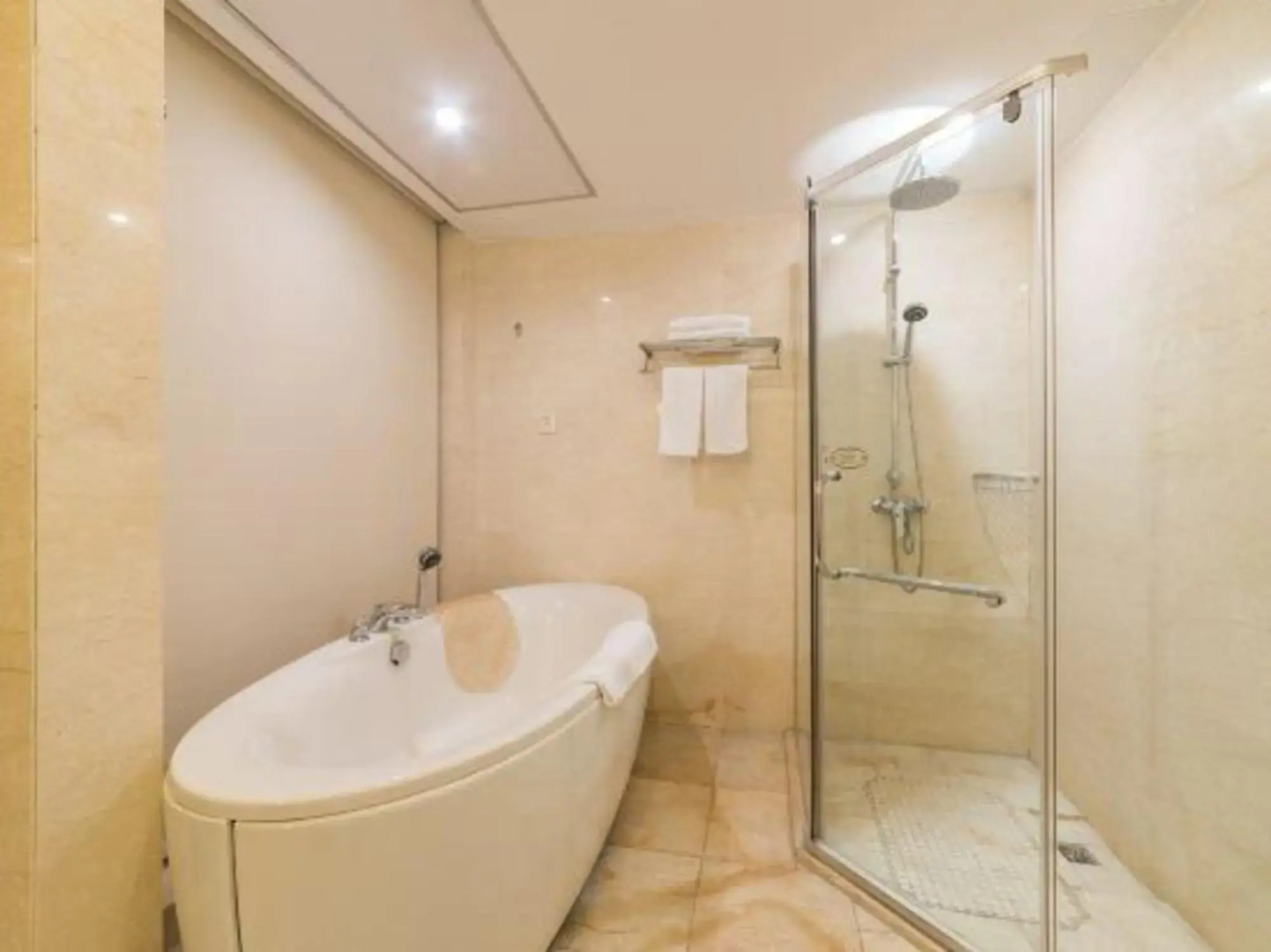 Linhai International Hotel