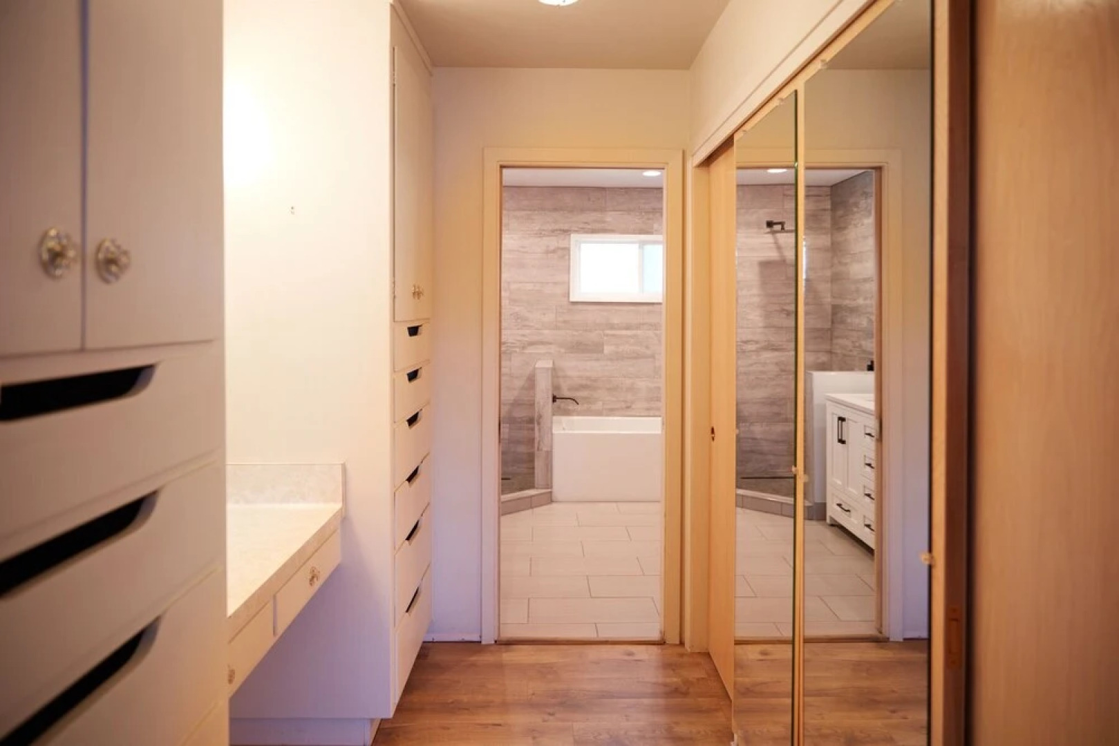 Bed & Barrel at Stonehouse Cellars