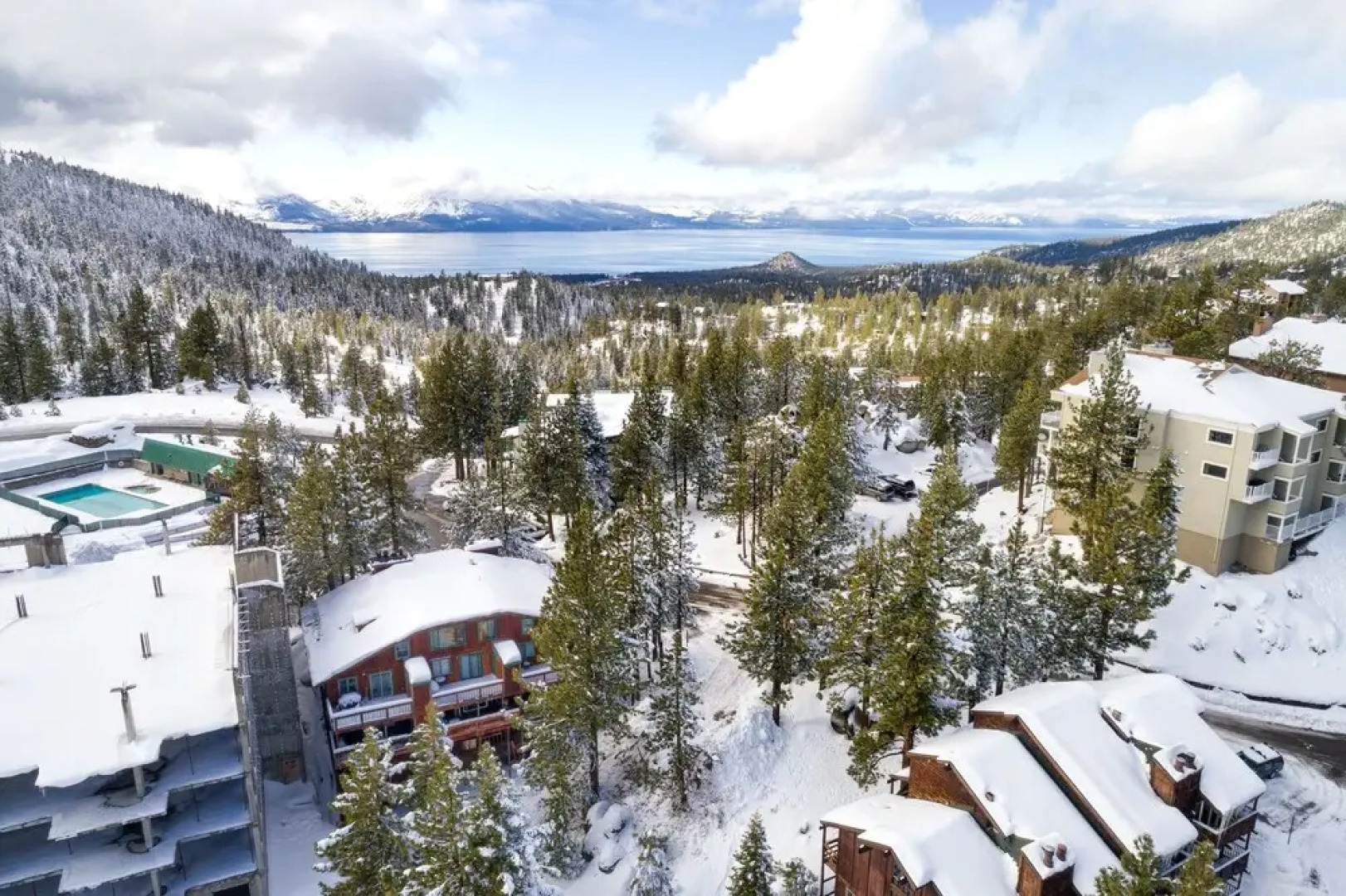 Snowflake Chalet 2 Bedroom Condo