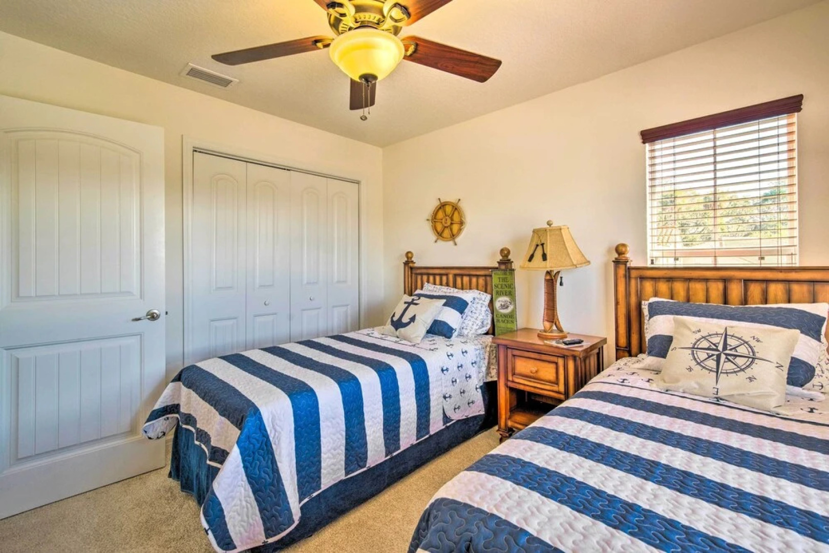 Pet-friendly Homosassa Condo: Walk to River!