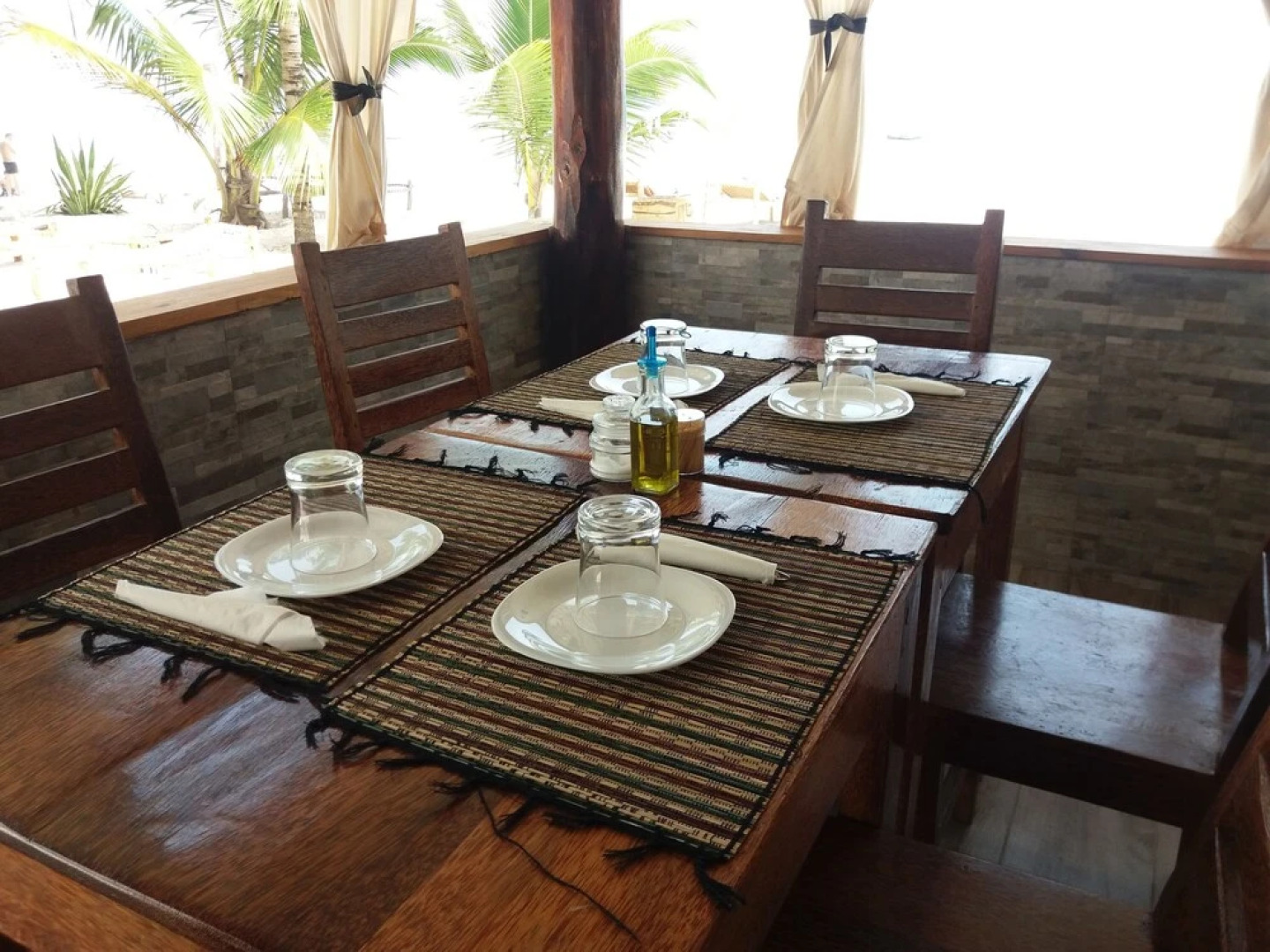 White Dream Lodge & Restaurant