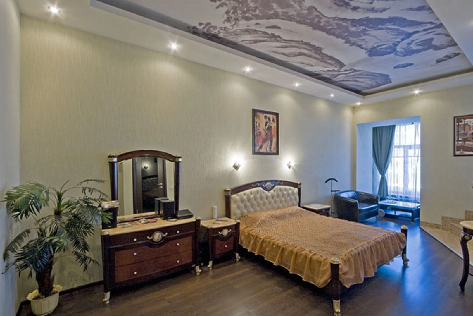 «Алекс Отель» на Марата, 73