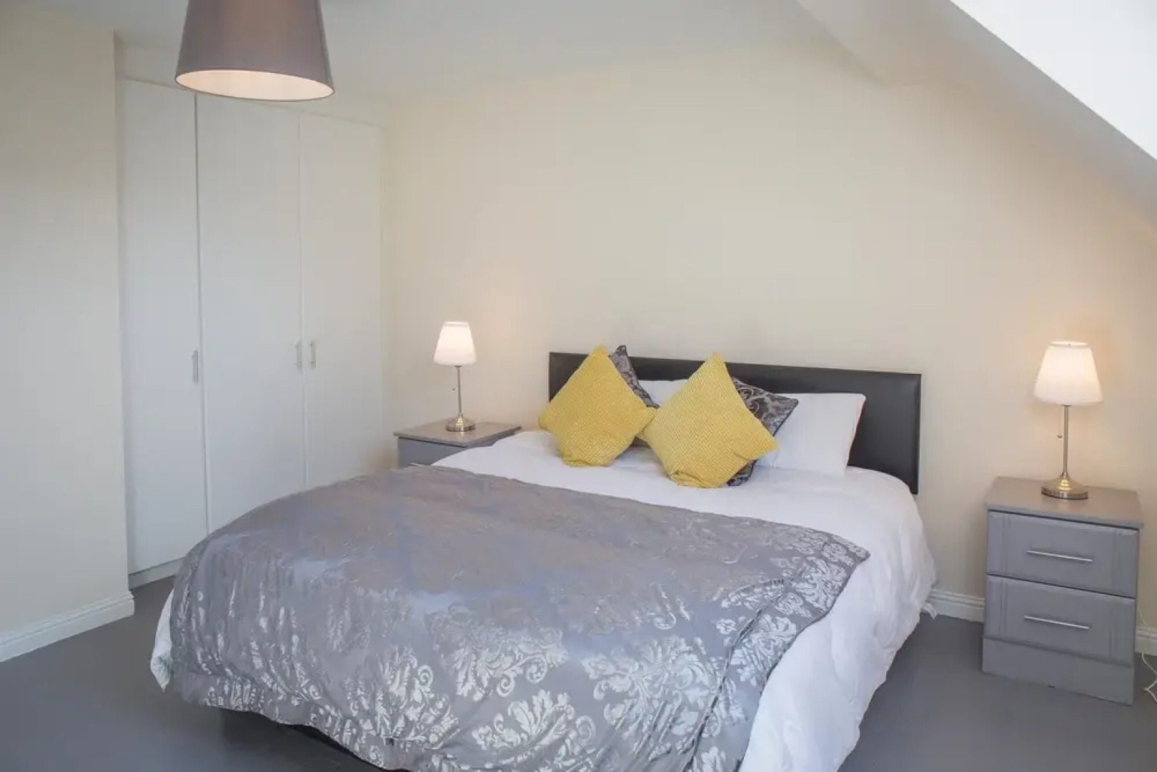 Connemara Lettings Townhouse, Clifden