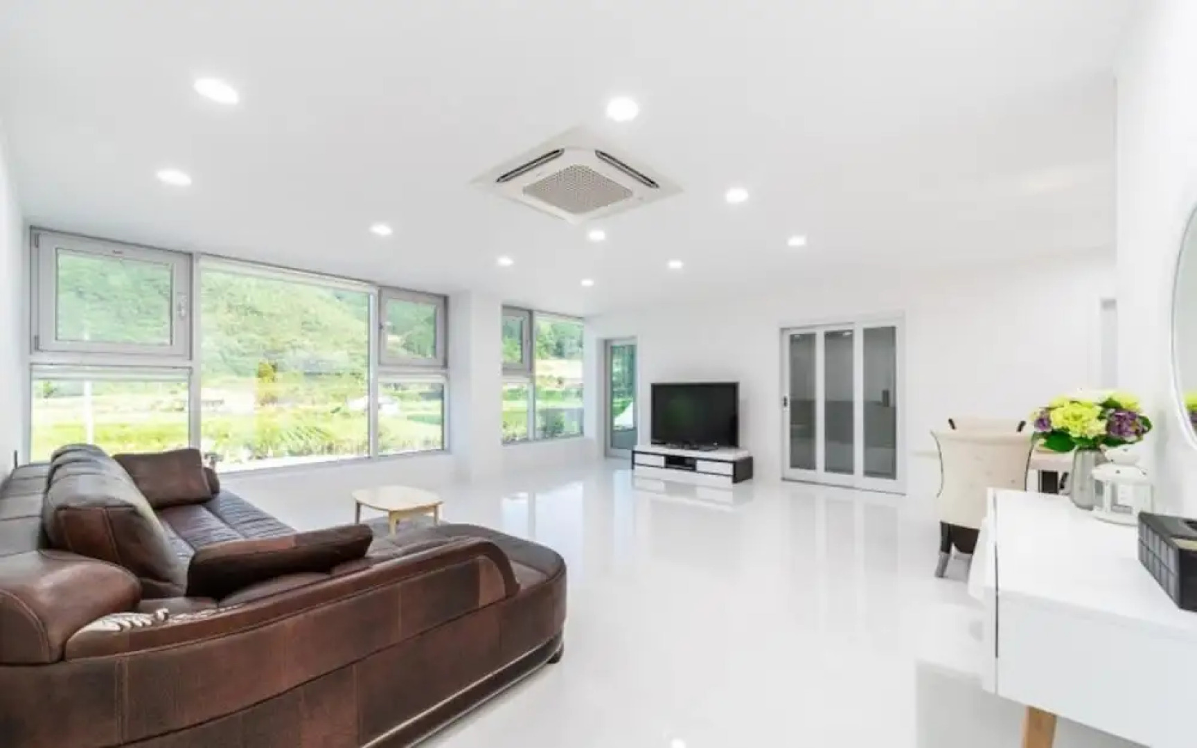 Danyang Le Blanc Pension