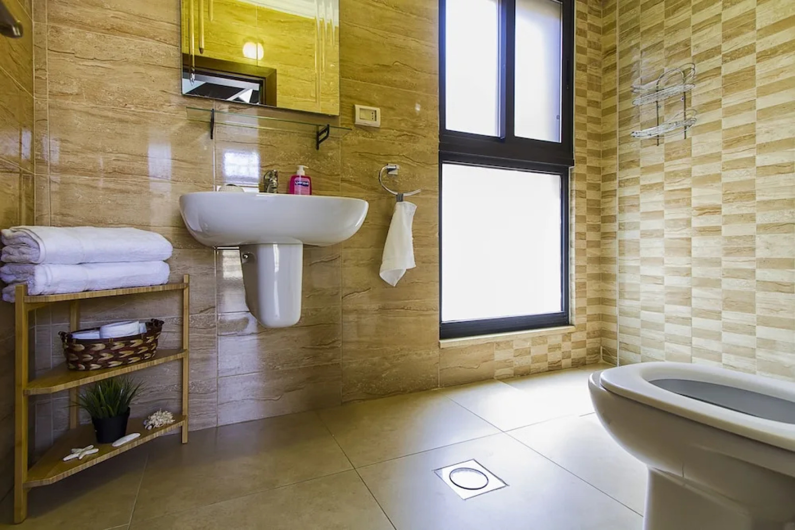 Villa Naya Branch 1  Couple Paradise