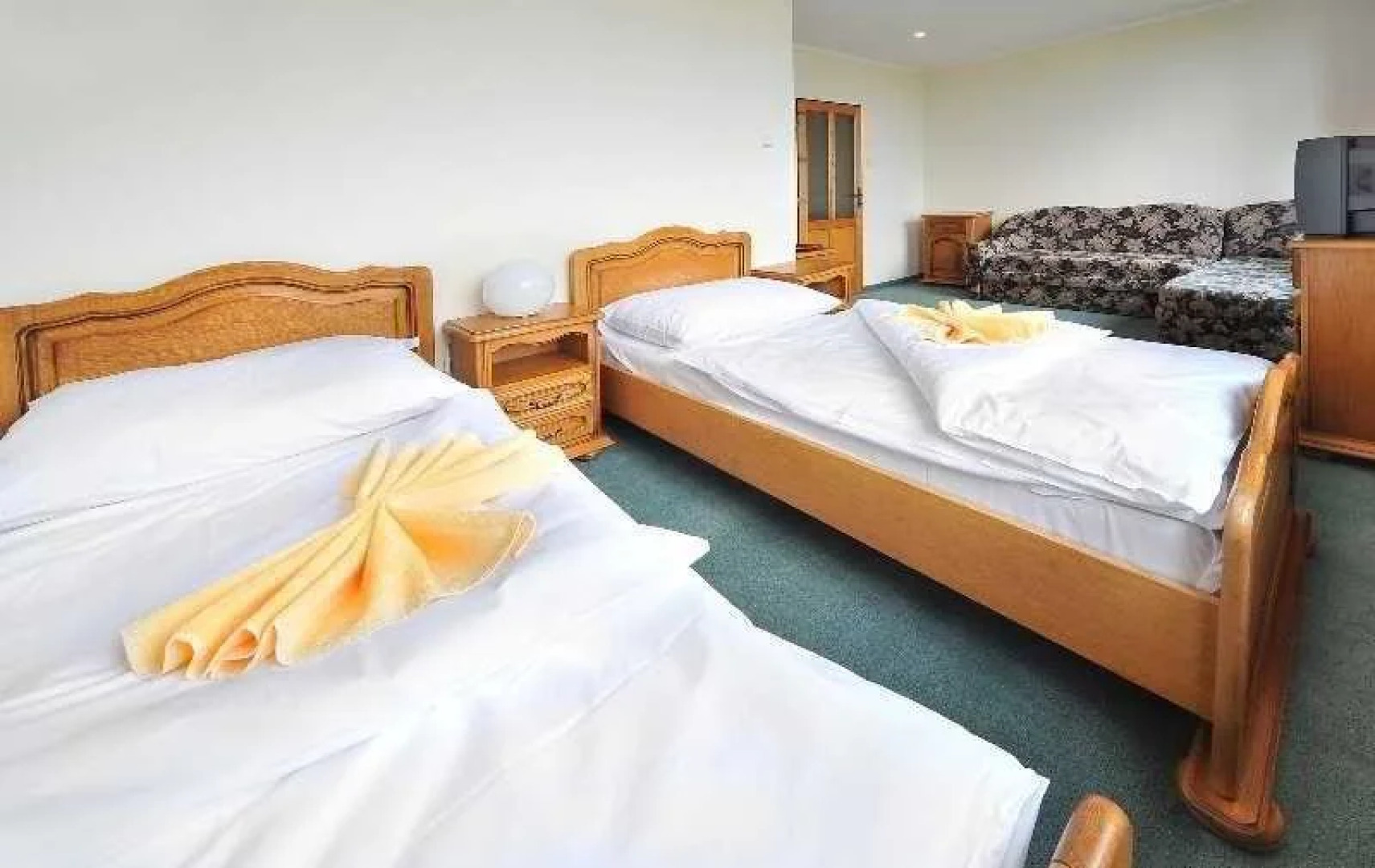 Aplend Mountain Resort