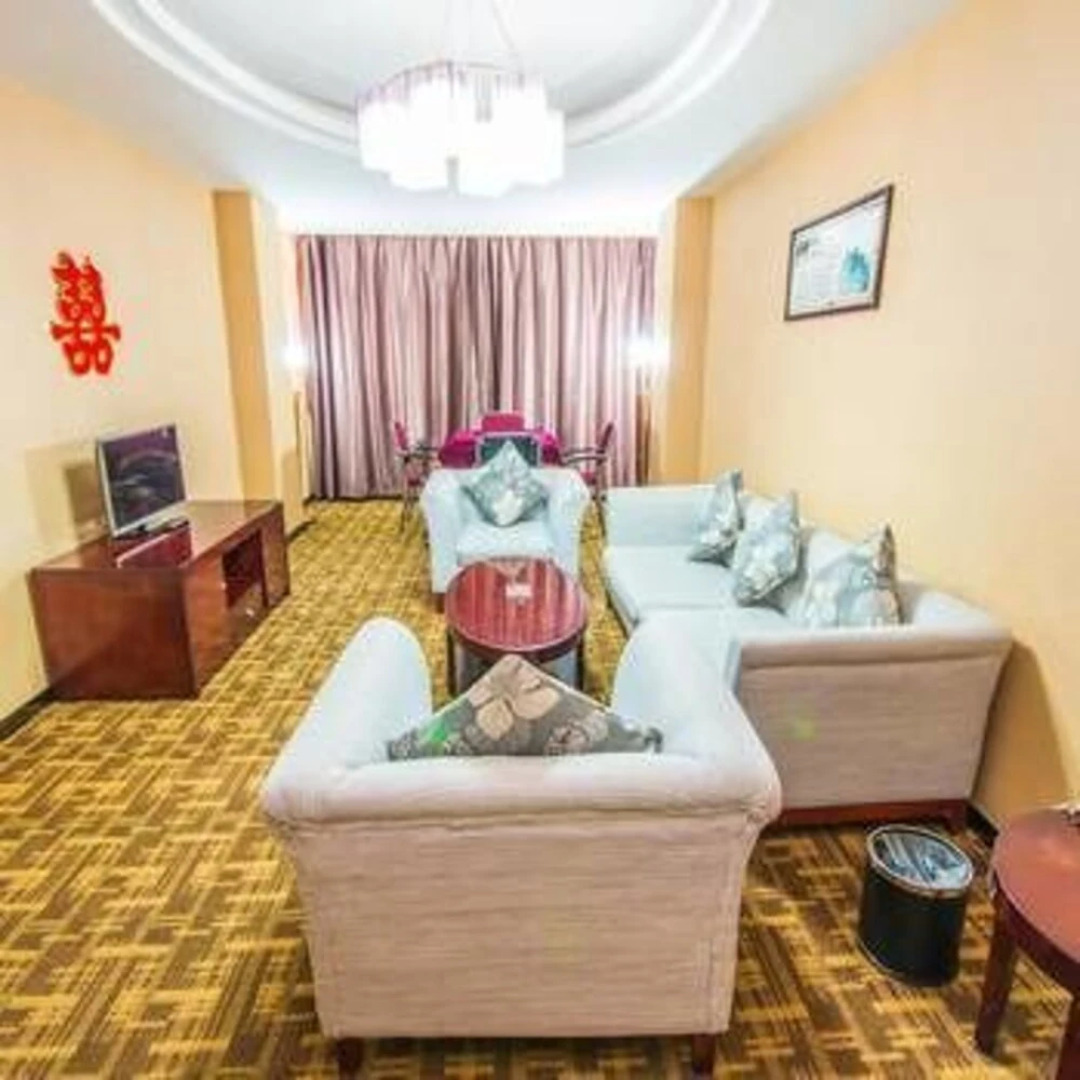 Hongsheng Hotel - Shehong