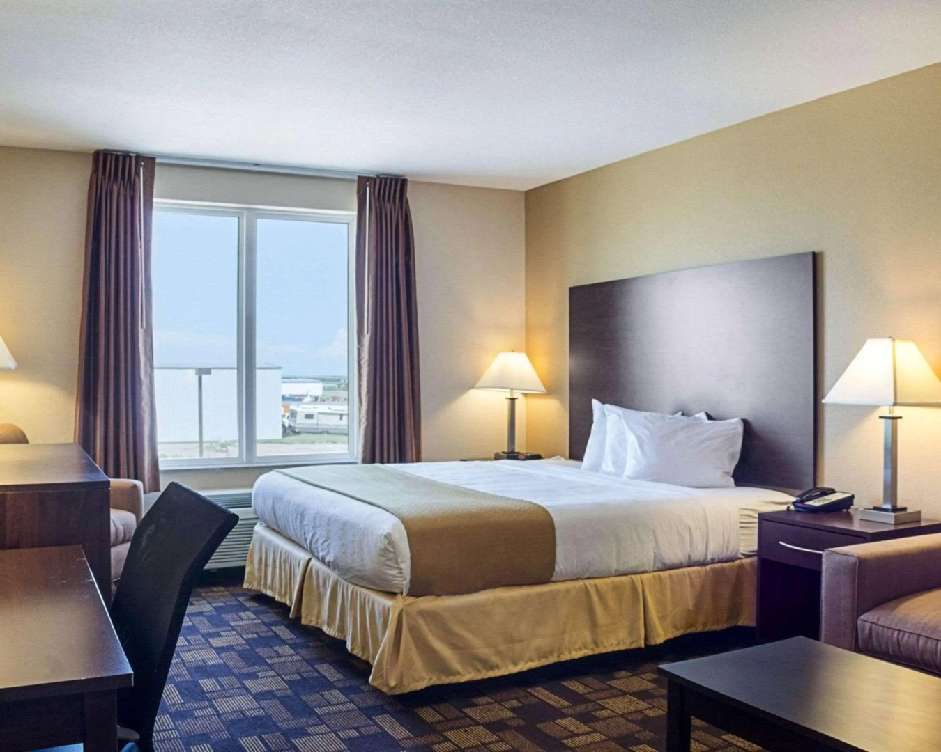 Quality Inn & Suites Minot North