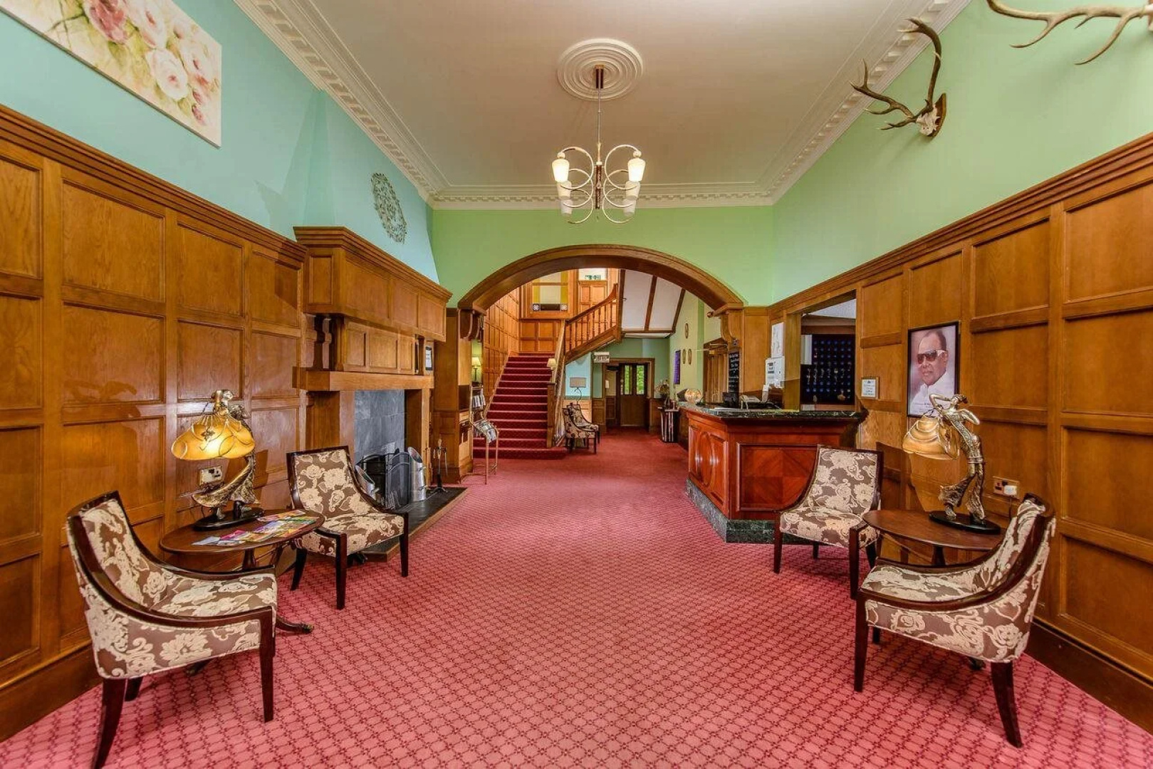 Muthu Royal Hotel