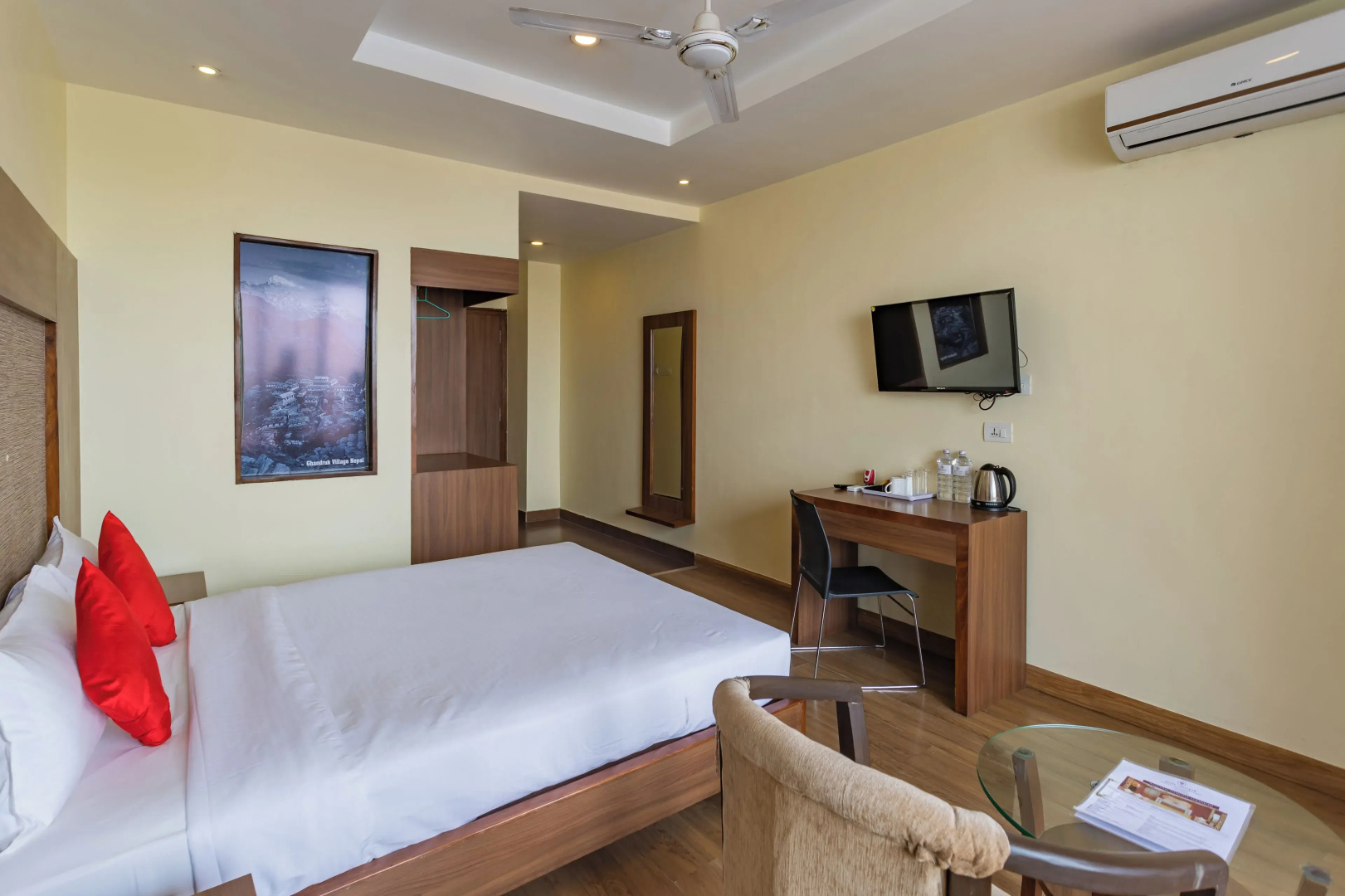 Hotel Verandah