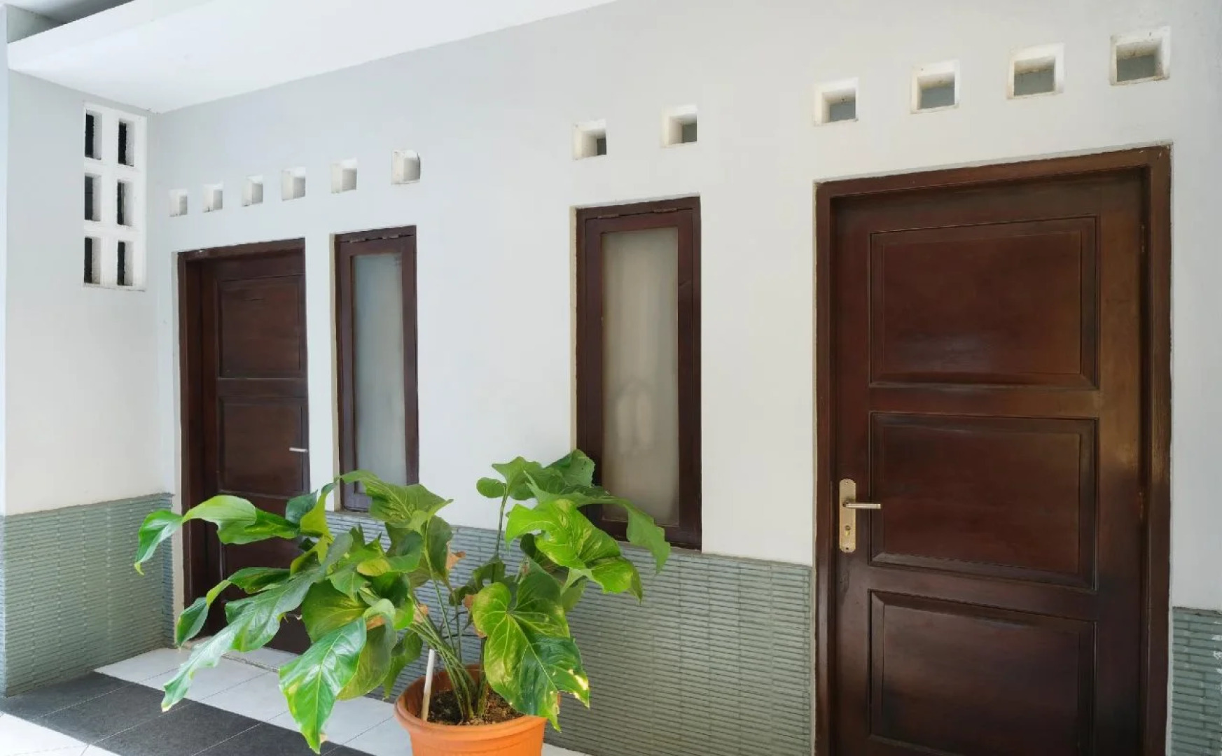 RedDoorz Plus @ Hotel Star 88