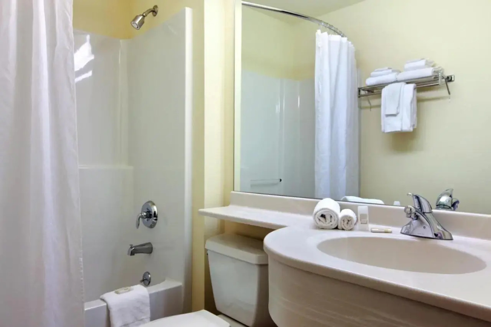 Microtel Inn & Suites Rincon