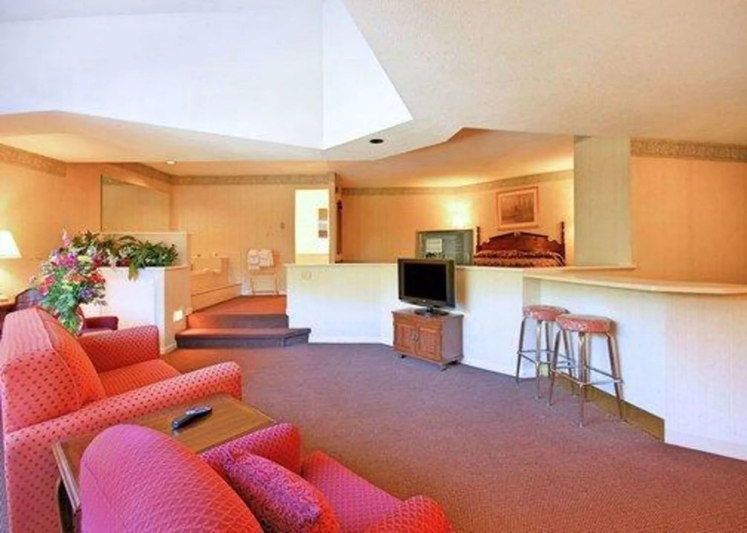 Gold Star Inn & Suites