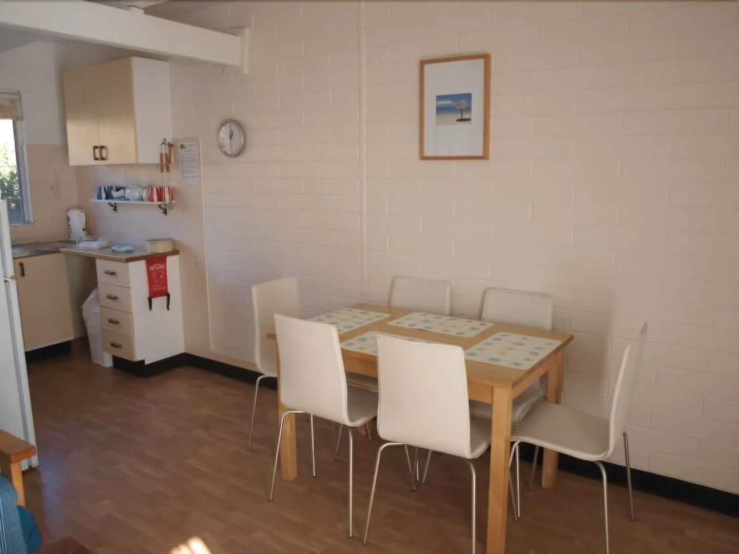 Kon Tiki Apartments