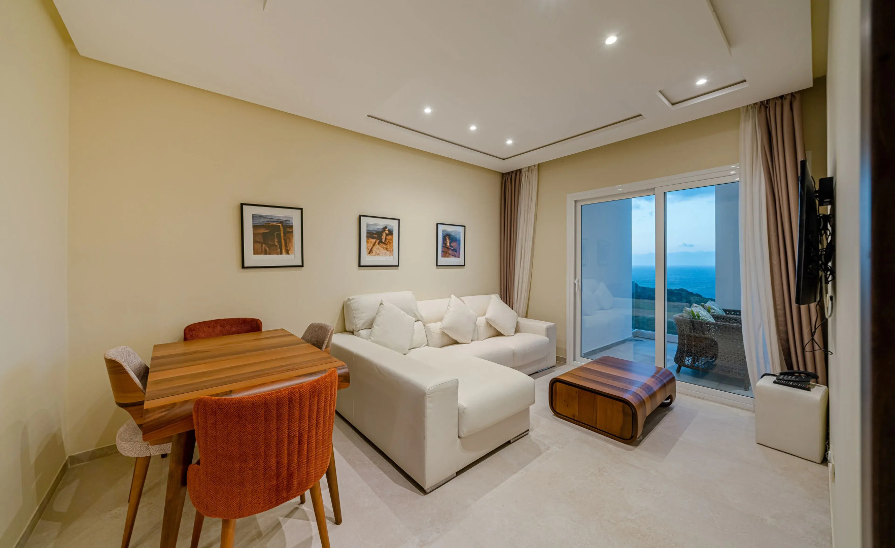 Mnar Castle Apartments