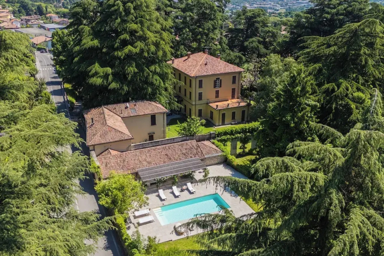 Villa Ca' Moneta Albavilla by Rent all Como