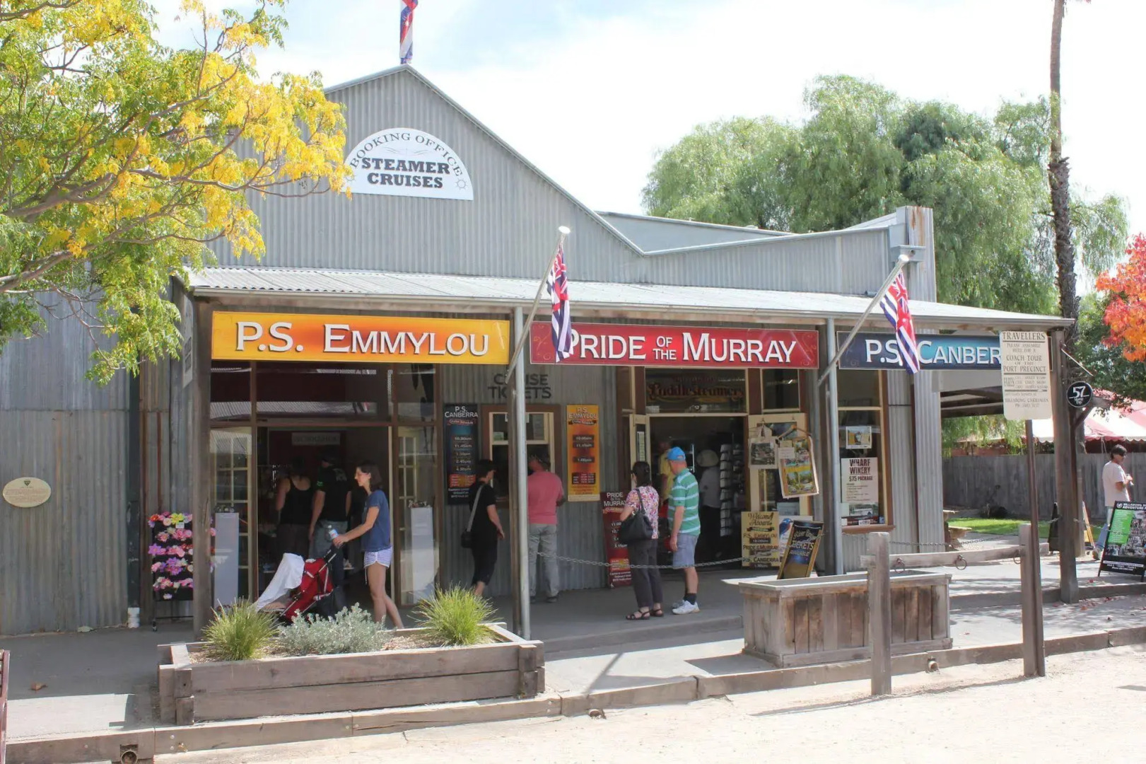 Paddlesteamer Emmylou Boatel