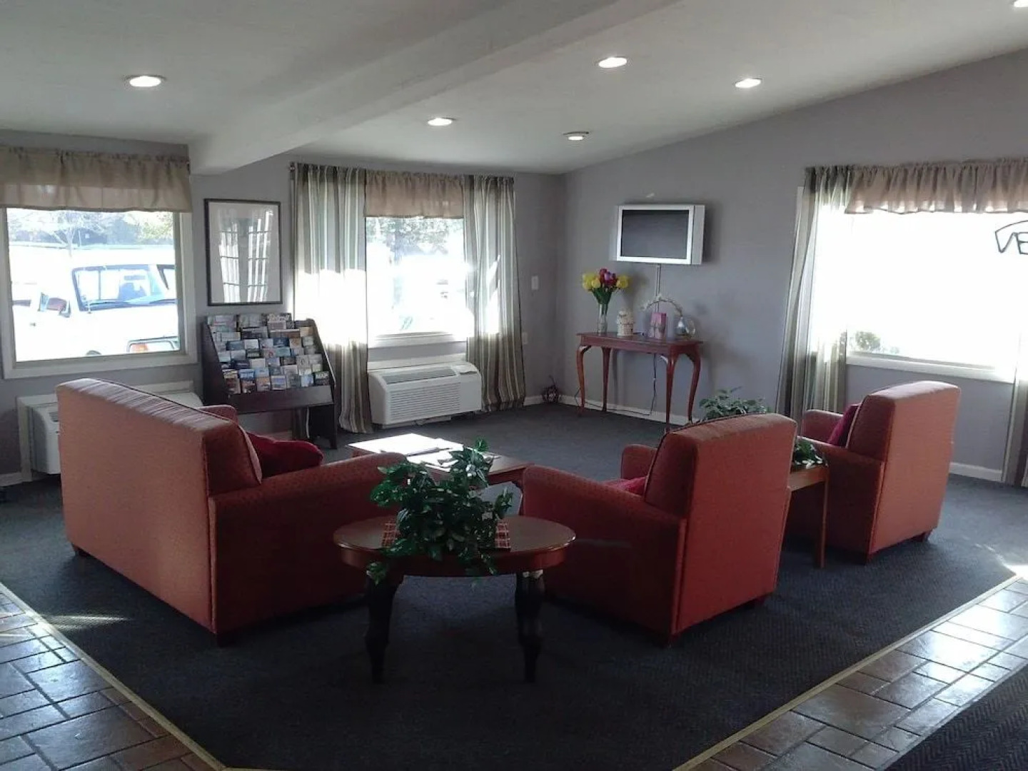 Staybridge Suites Detroit Woodhaven by IHG