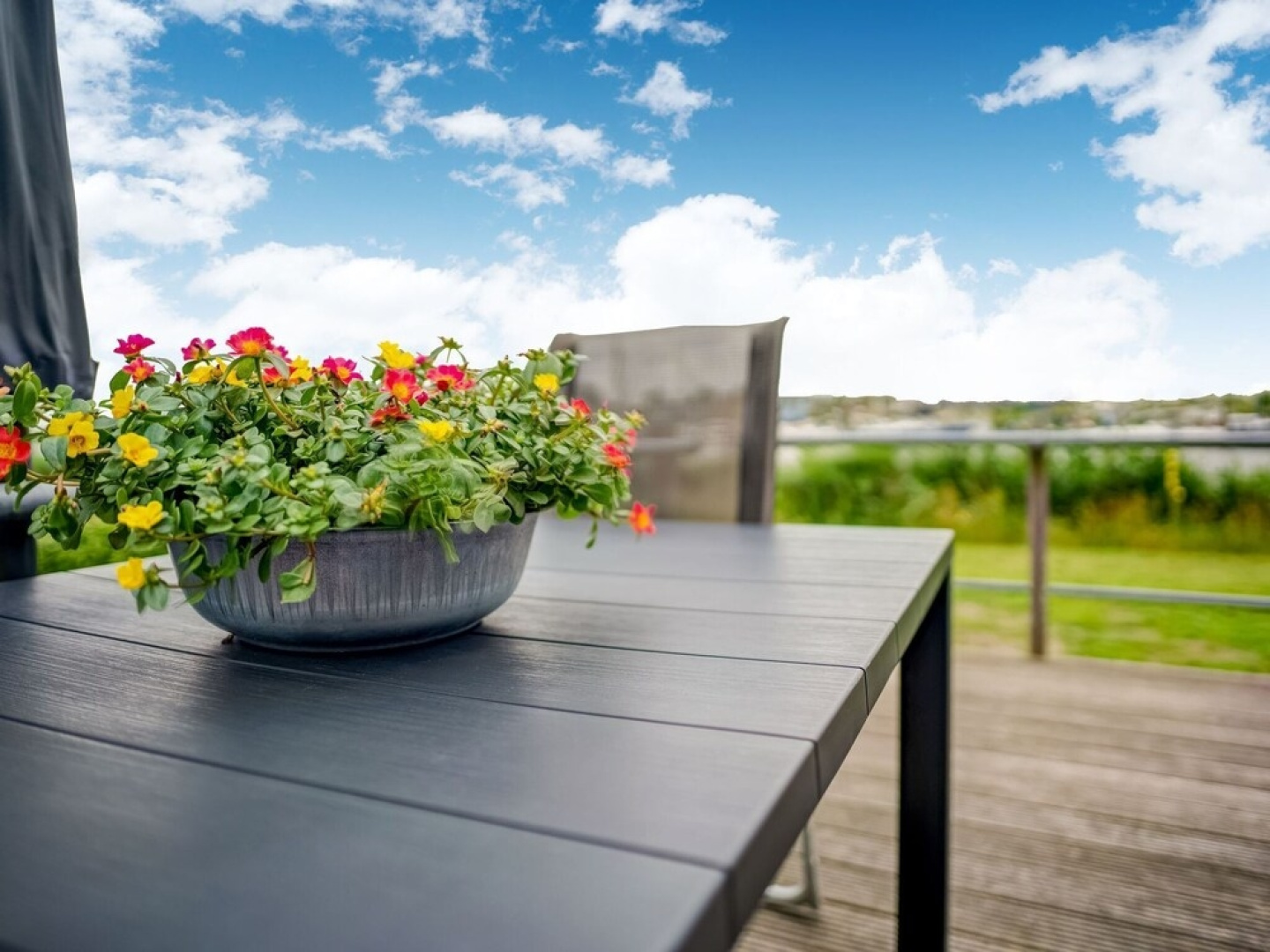 Elegant Chalet in Anjum near the Lauwersmeer Lake