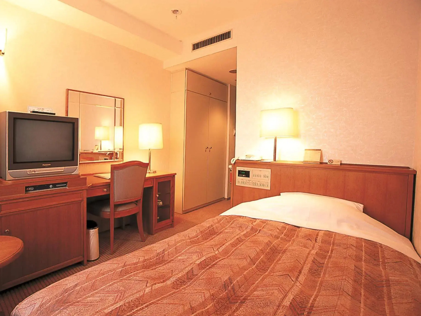 Tetoranze Makuhari Inagekaigan Hotel