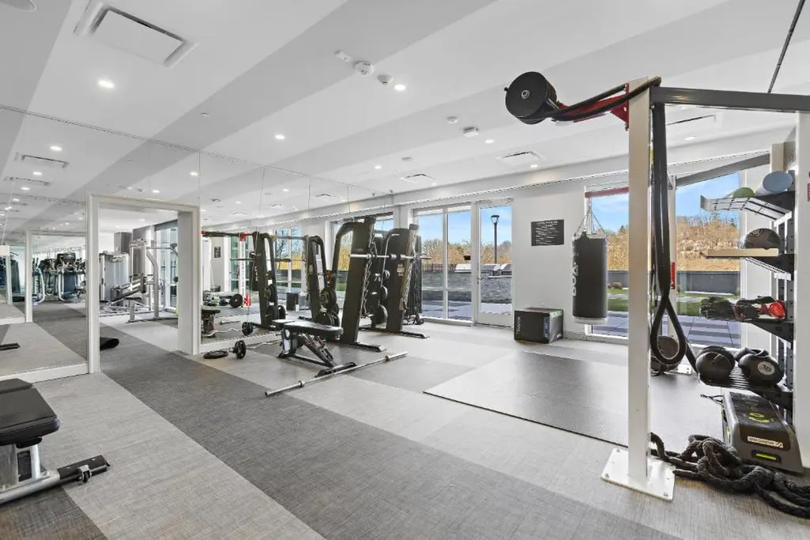 Global Luxury Suites White Plains