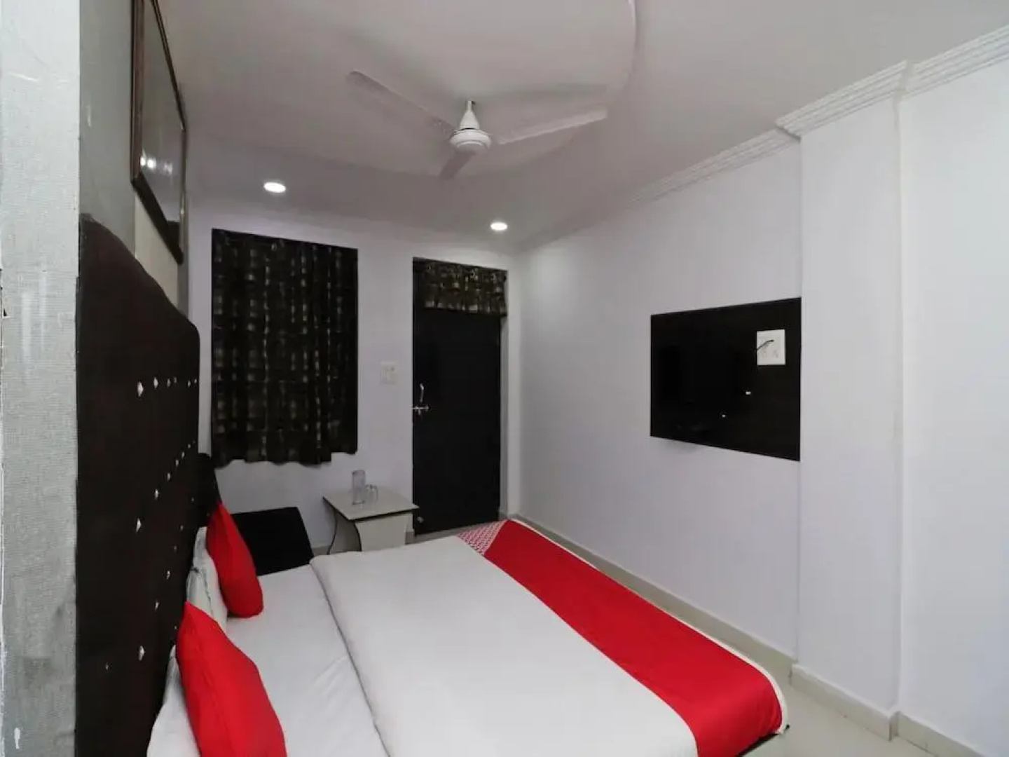 Hotel Mn Galaxy by OYO Rooms
