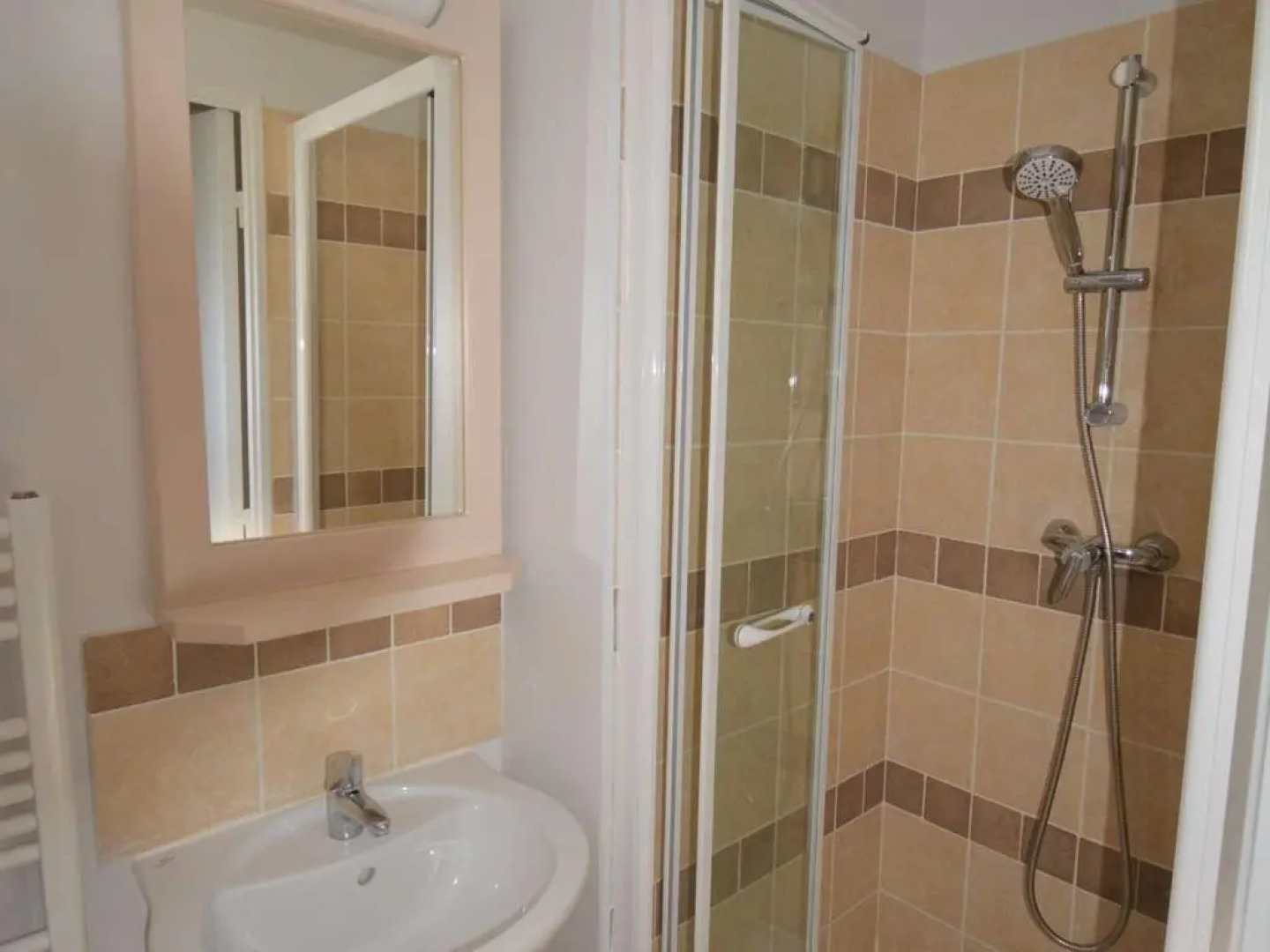 Maison Grospierres, 3 pièces, 6 personnes - FR-1-382-185