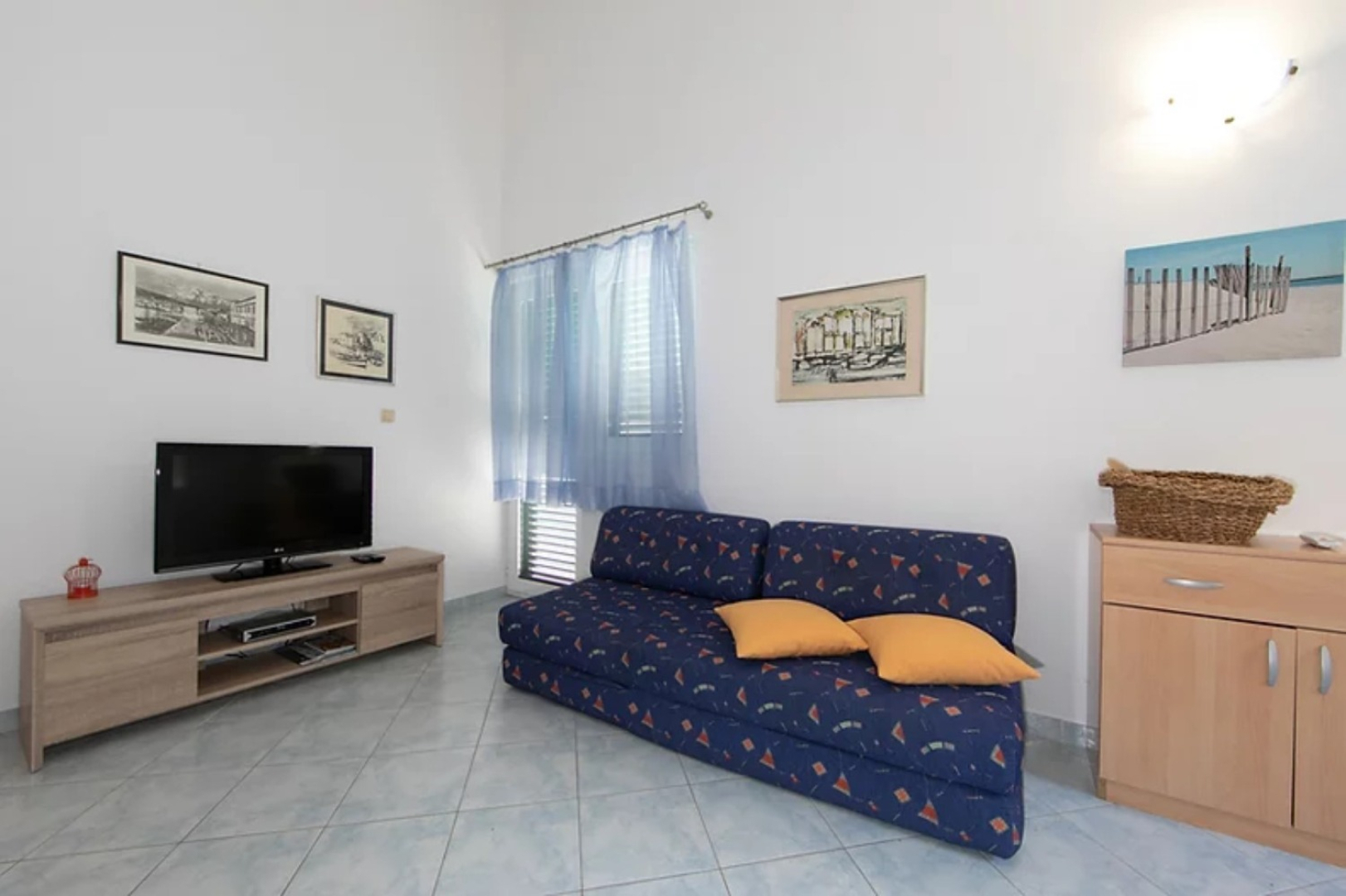 Apartment Blue - 100 m from sandy beach: A1 Igrane, Riviera Makarska