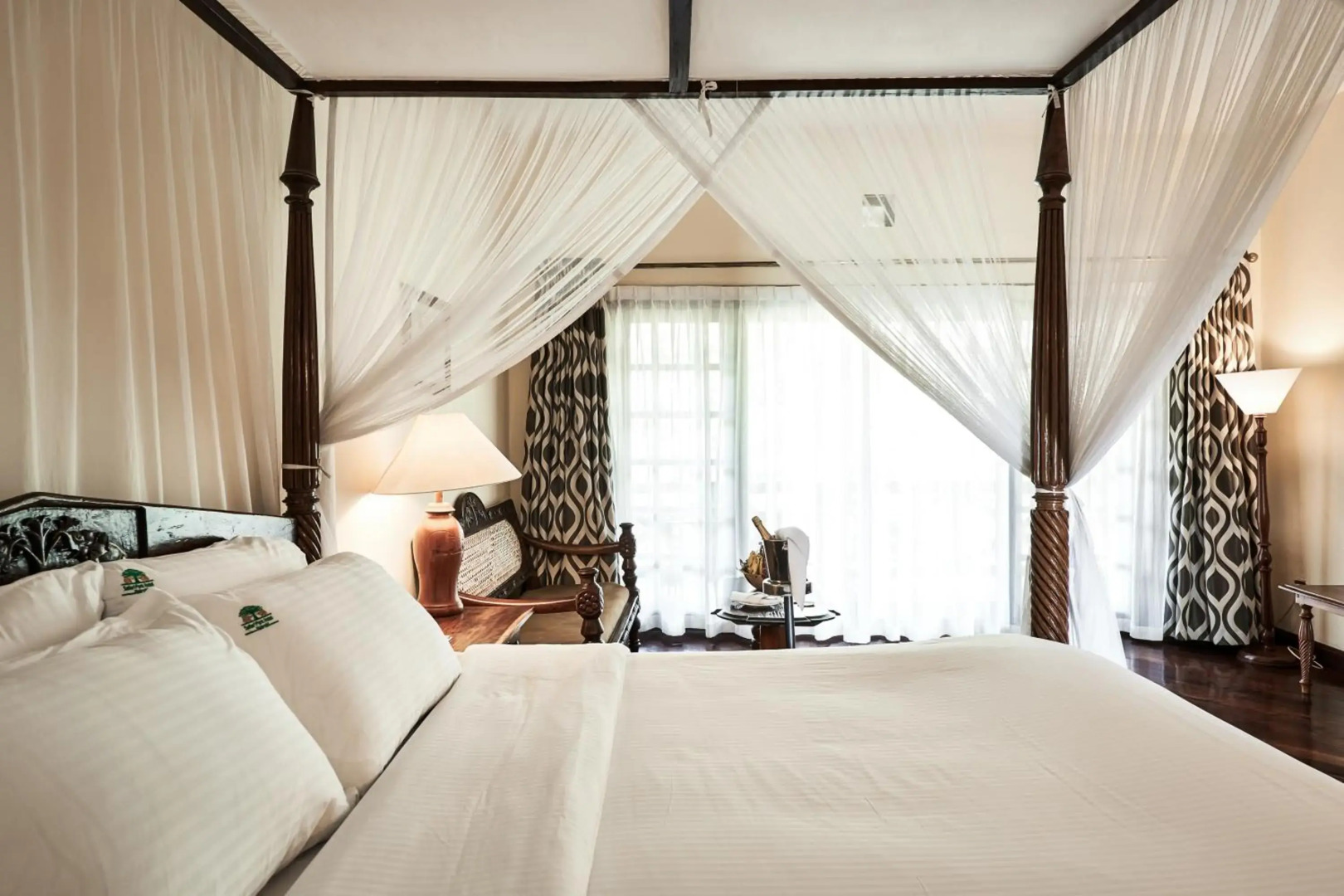 Safari Park Hotel And Casino