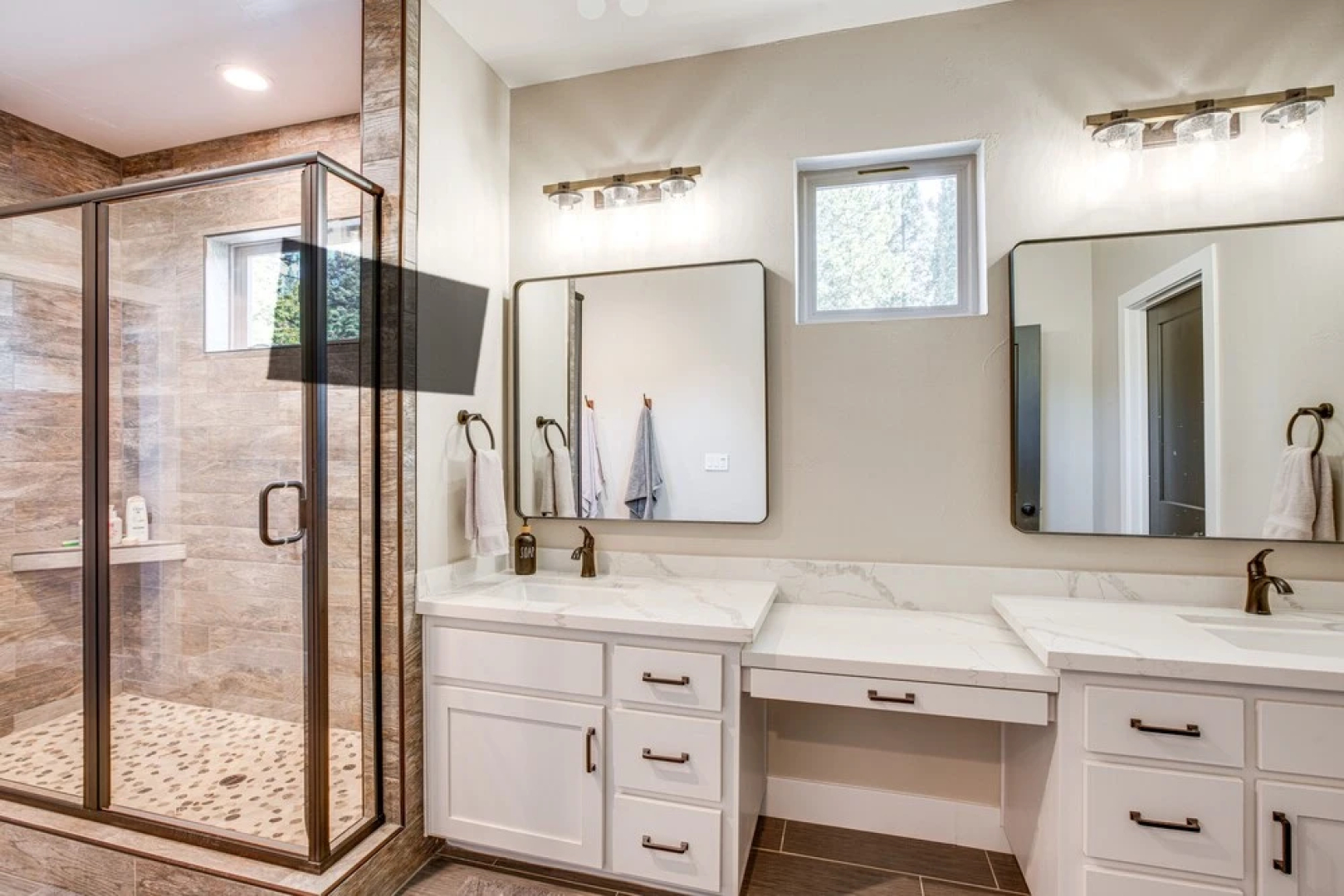 Game Room + Pool Access: Spacious Cabin in Arnold