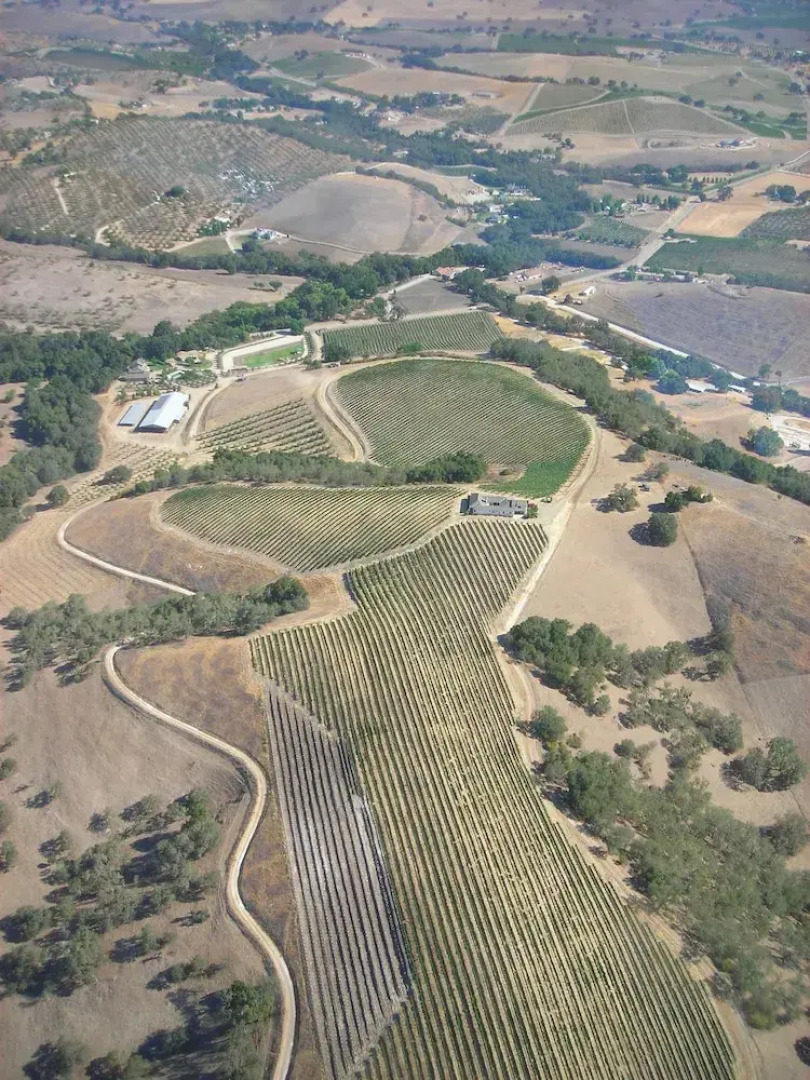 The Eden House Vineyard & Inn