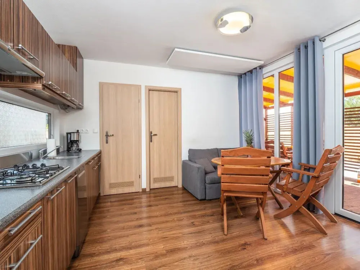 Mediteran Bungalow Galeb Omis