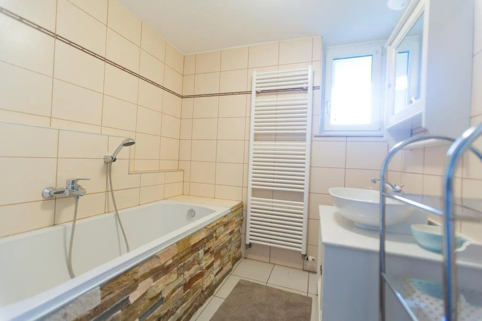 Perfect View - Quiet and Family Friendly