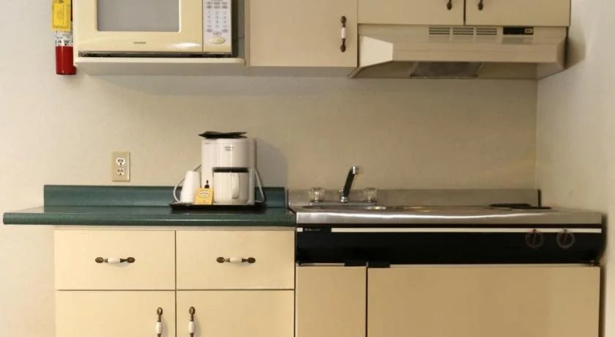 Arrowhead Inn by Baaman's