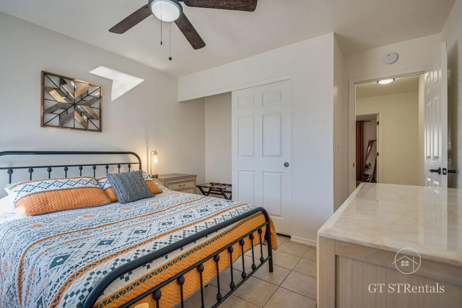 FRESHWATER FUN - Pet & Family Friendly with Great Location!