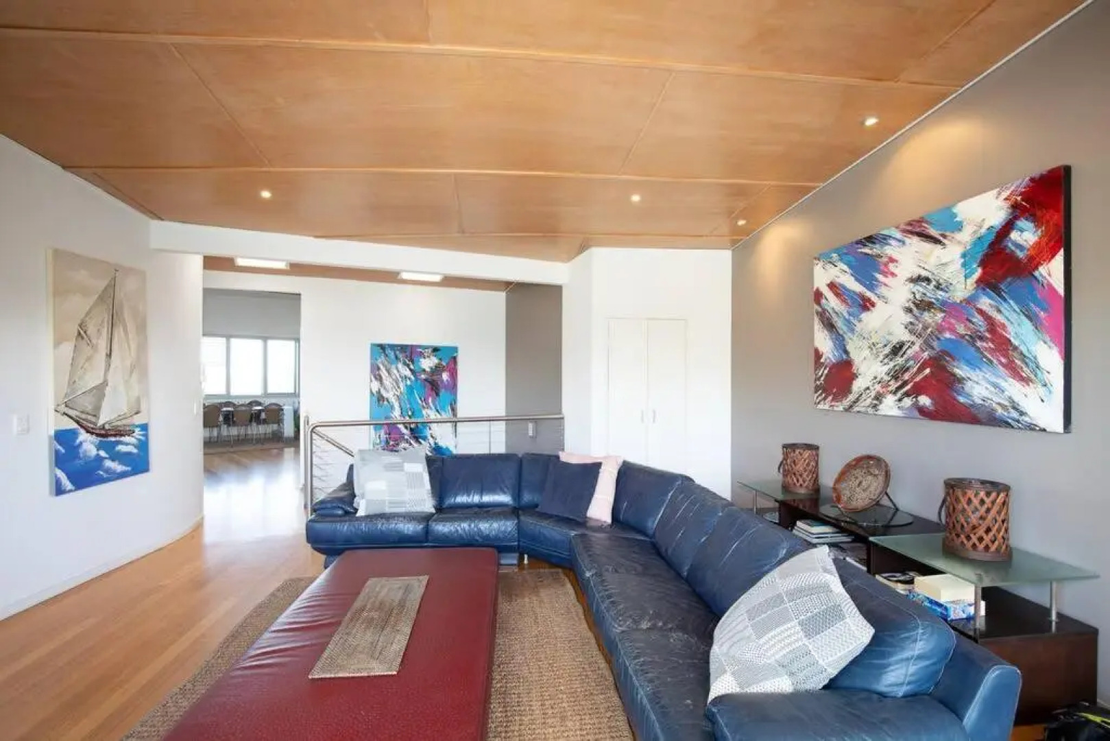 SALTWATER 1 - PENTHOUSE APARTMENT with OCEAN VIEWS