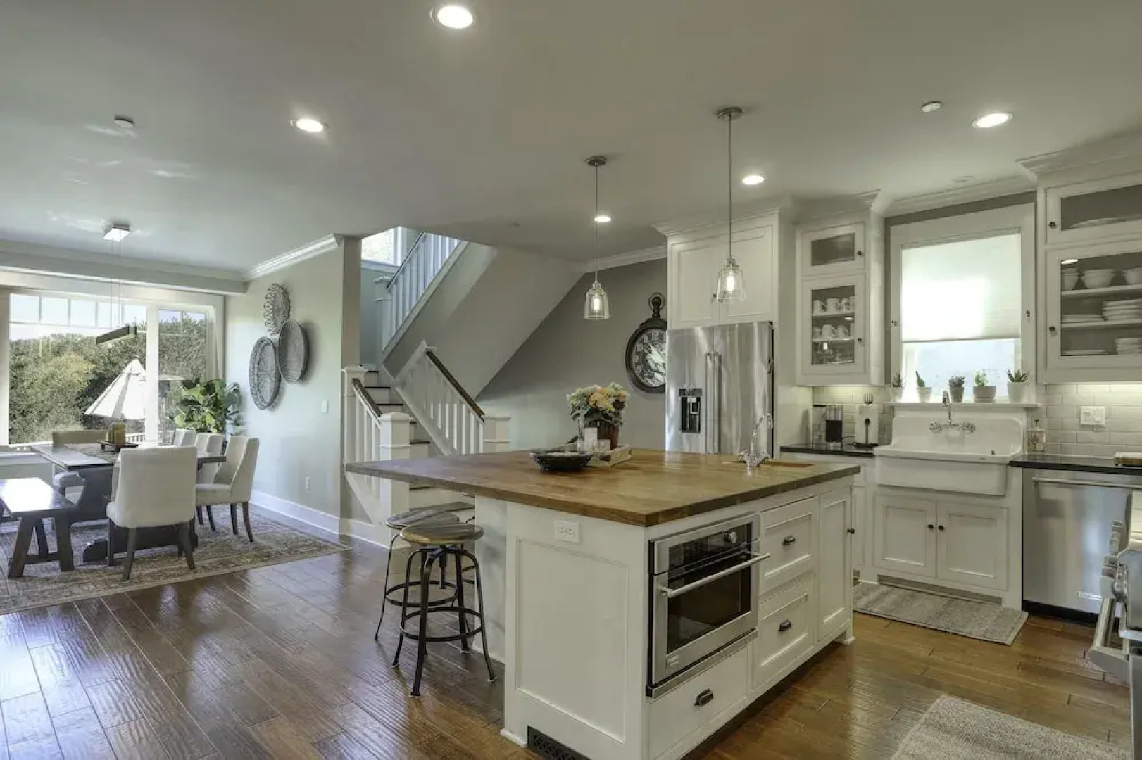 552 Paseo Street 4 Bedroom Home by Redawning