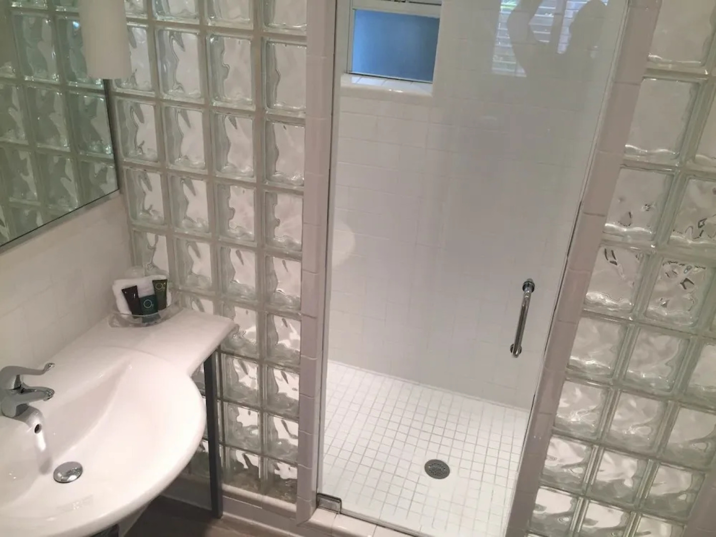 Coral Reef Guesthouse