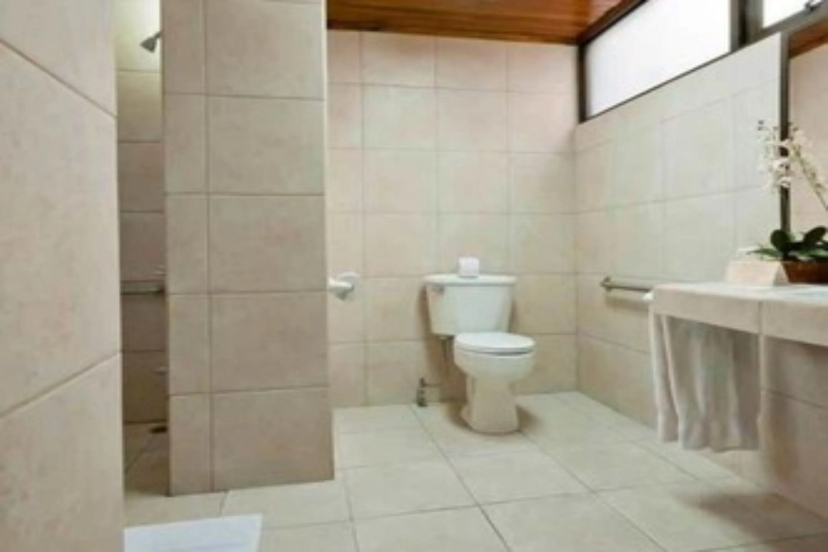 Costa Rica Tennis Club & Hotel