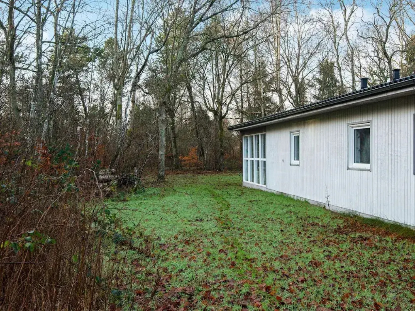 Tranquil Holiday Home in Glesborg with Hot Tub & Sauna