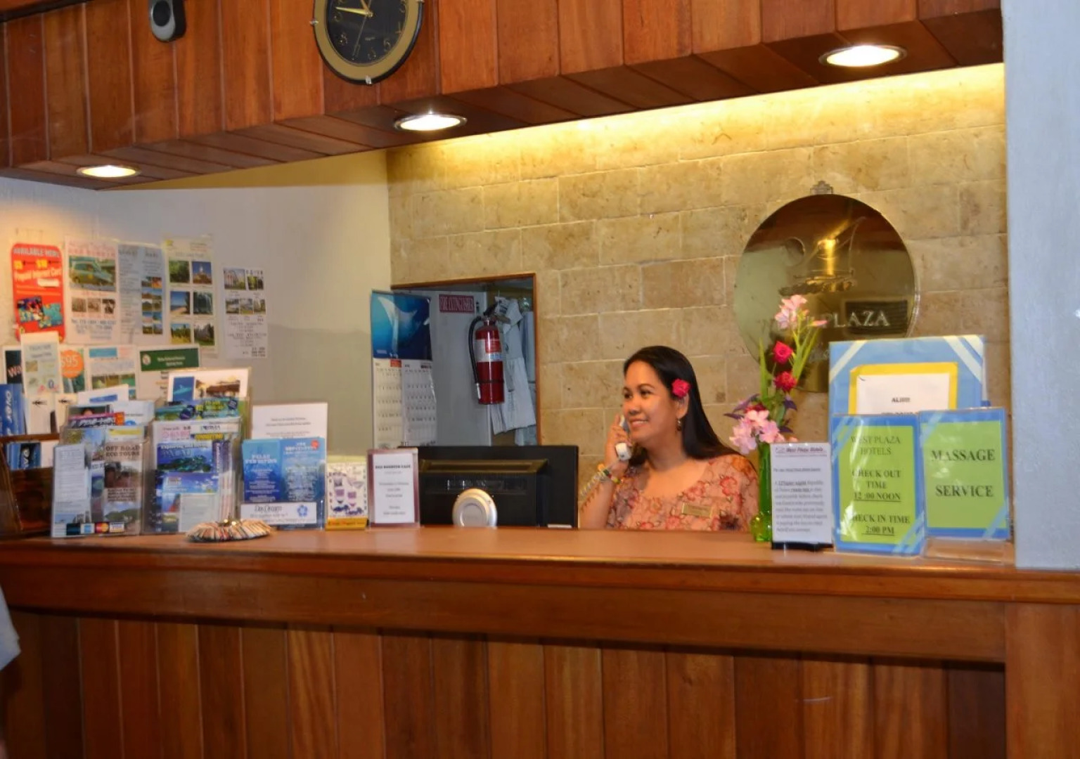 West Plaza Hotel by the Sea