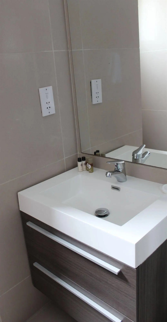 Eleonora Hotel Apartments