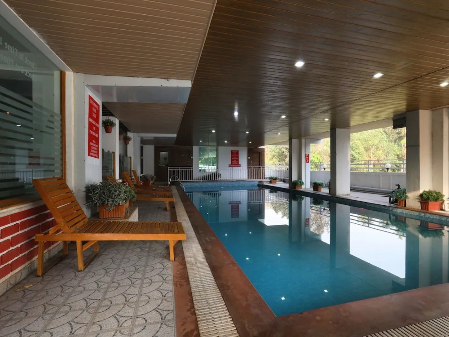 White House Beach Resort by OYO Rooms