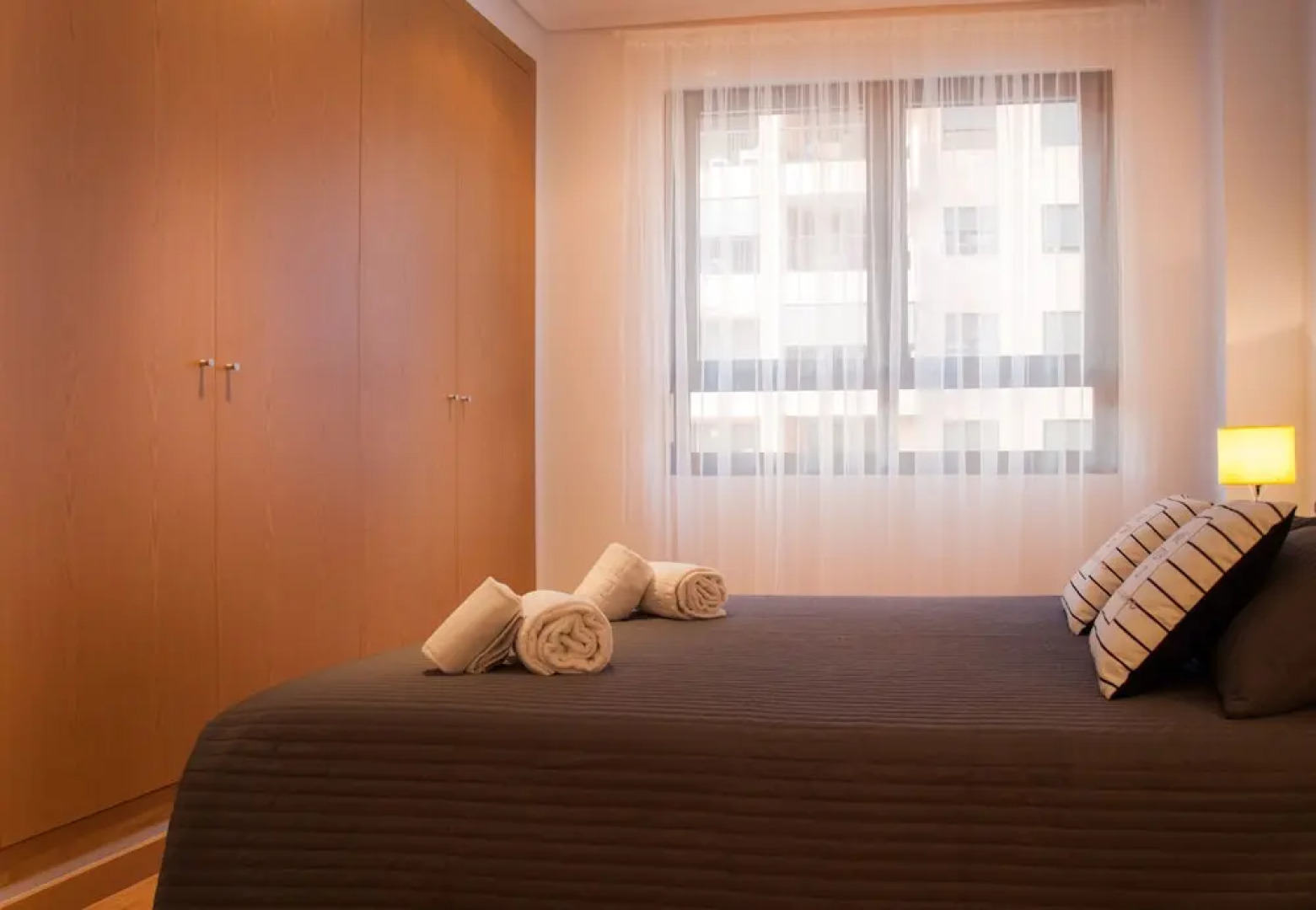 ApartUP Patacona Pool Views