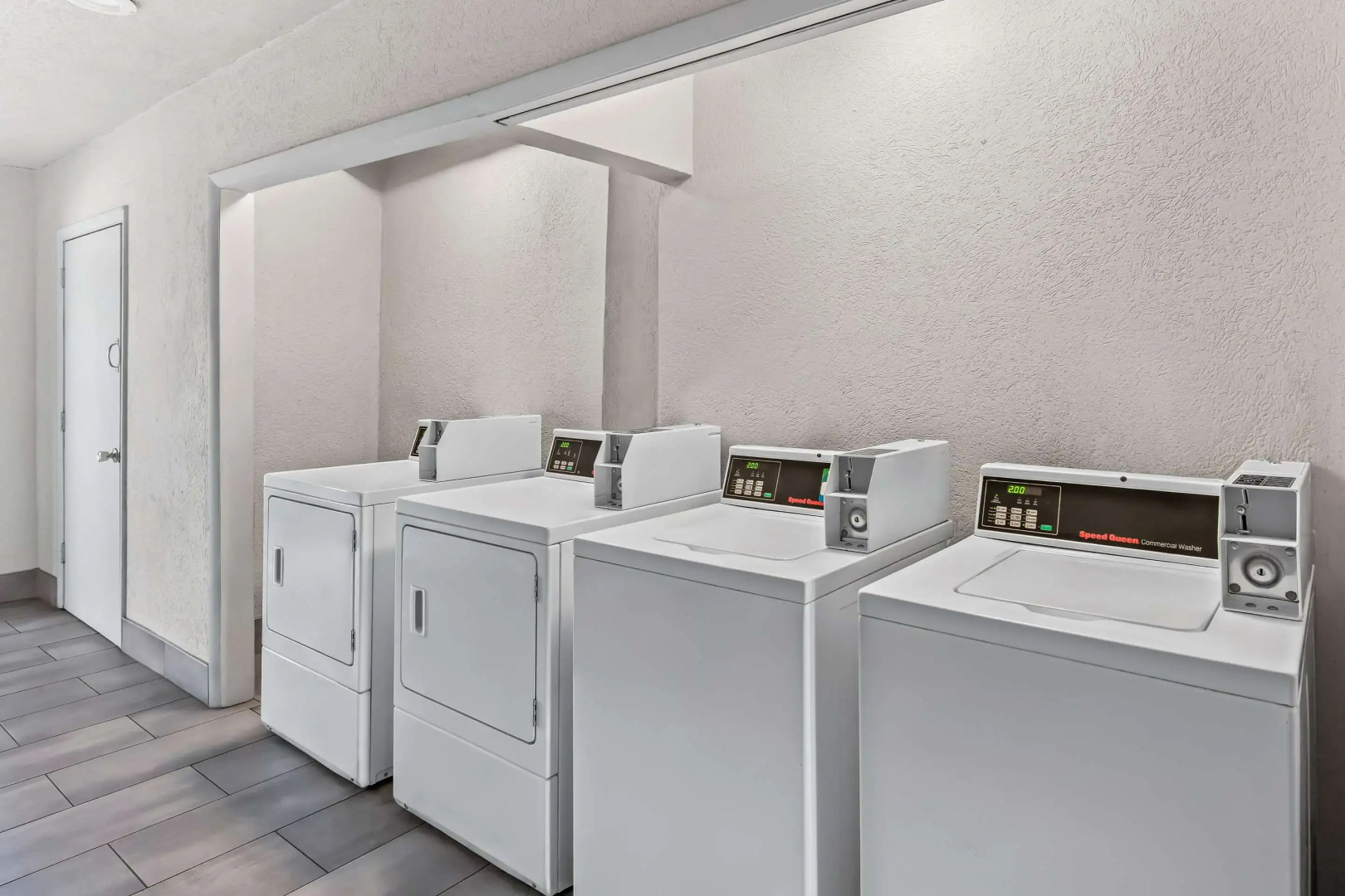 Motel 6 Lester, PA - Philadelphia Airport