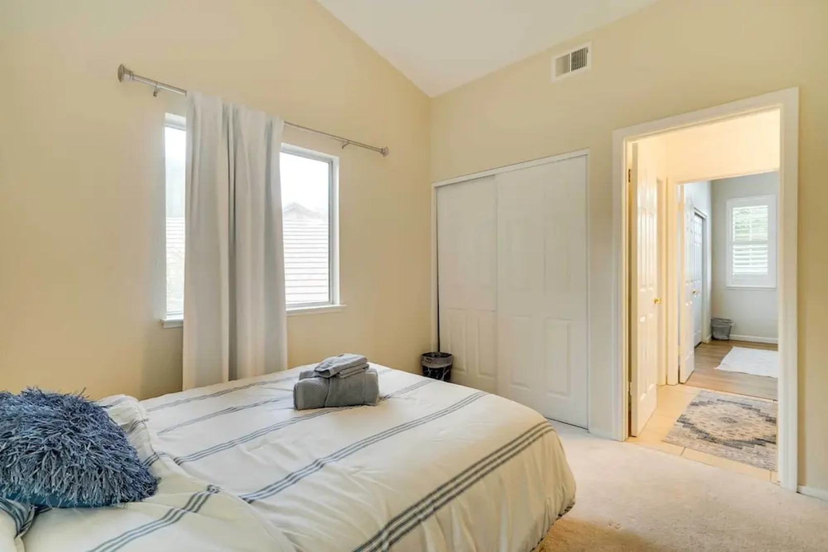 Bright Tracy Vacation Rental w/ Patio!