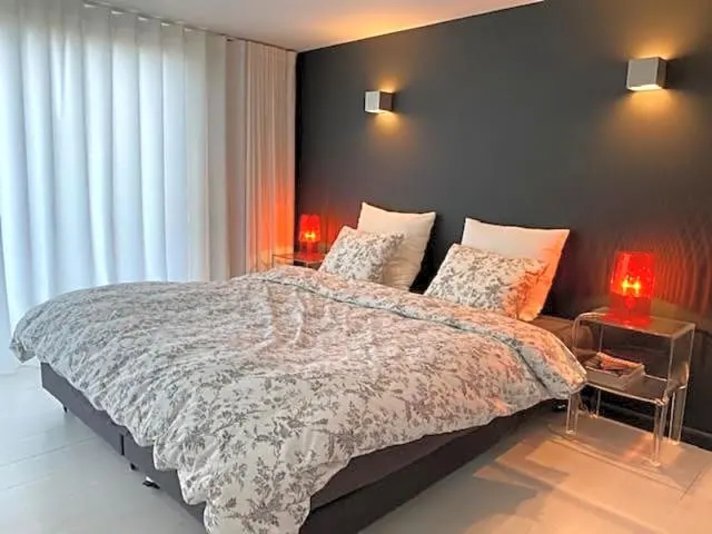 Leen & Bruno's NamaStay