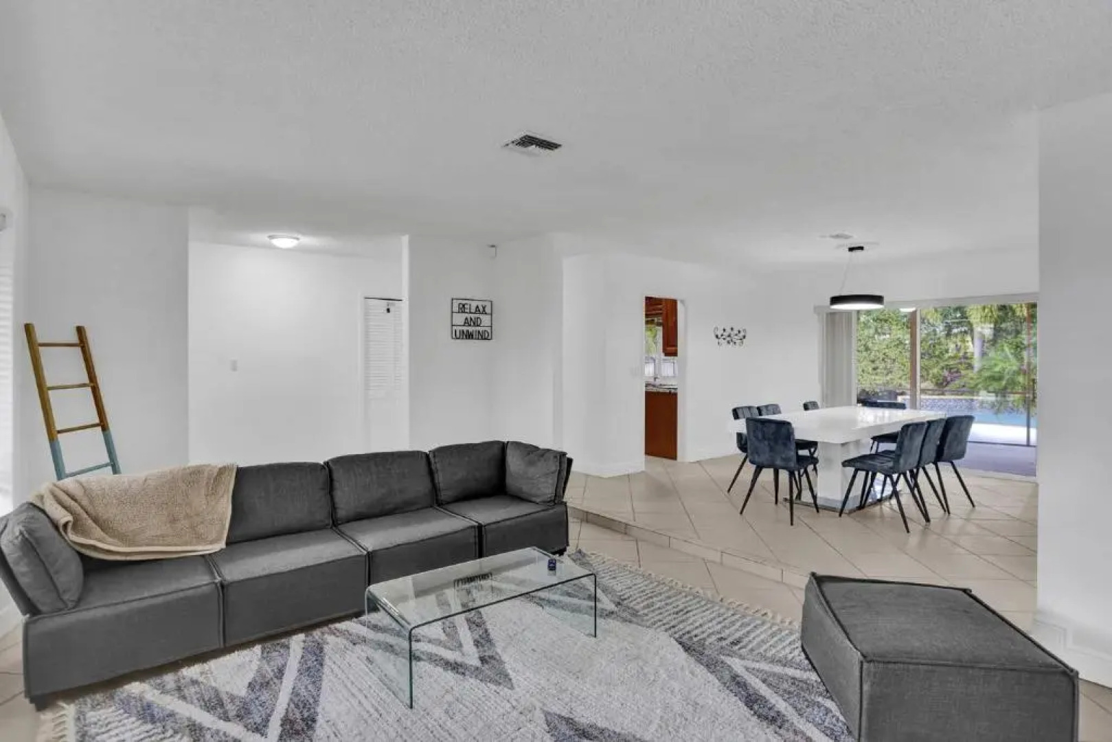 Cleveland Tropical Oasis & Private Pool