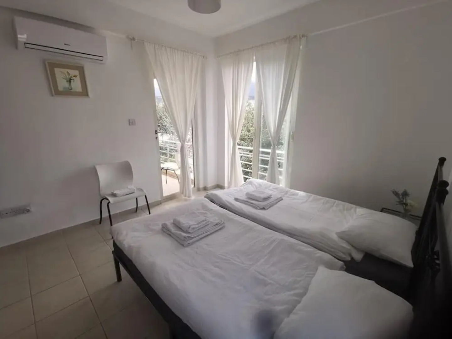 Turtle Bay Holiday - Sleeps 4, Pools & Sea View